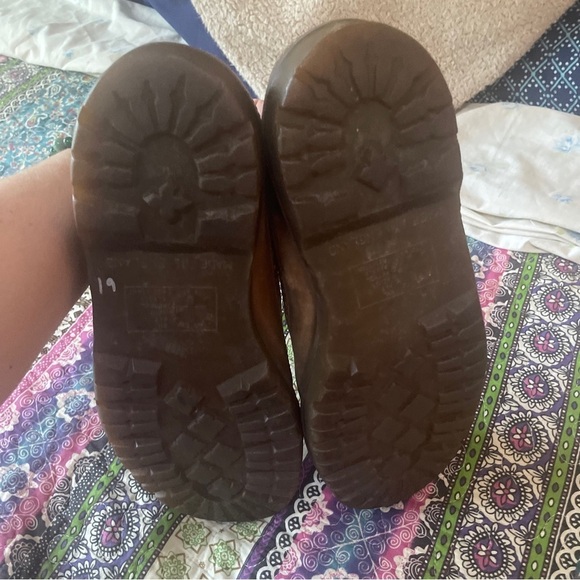 Vintage Dr Doc Martens The Original Brown Leather Wing Tip MADE IN ENGLAND 8 9